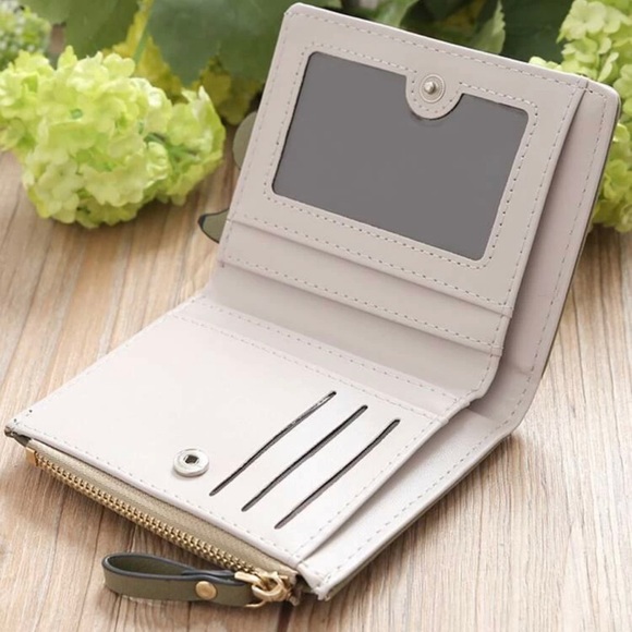 🦊 SOLD Cute green wallet animal embroidery tails - Picture 3 of 5